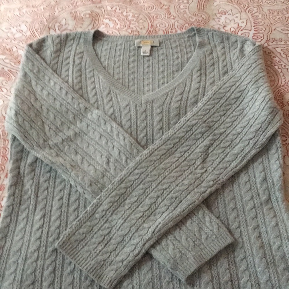 Talbots cable knit V-Neck Sweater
